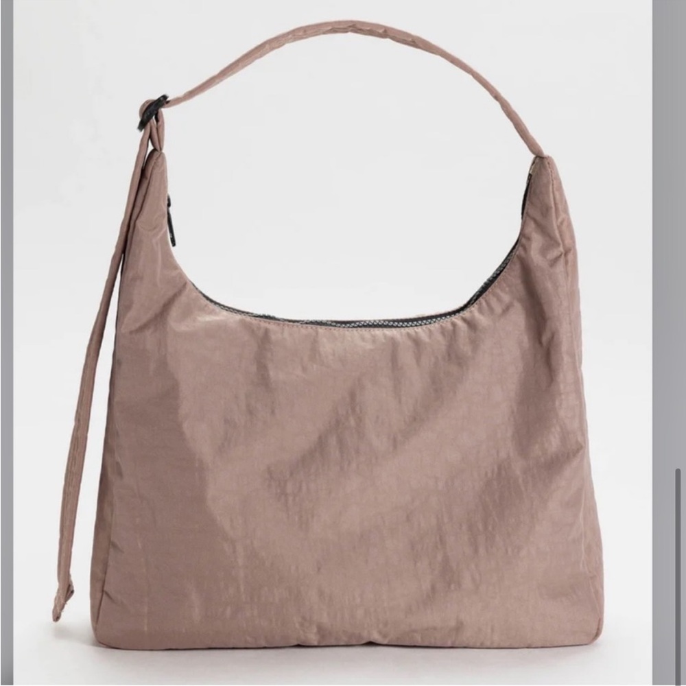 BAGGU Lg Nylon Shoulder Bag (Taupe/Mauve)